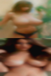 KY ever pose swingers nude.